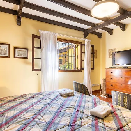 Home2book Traditional With Terrace & Pool