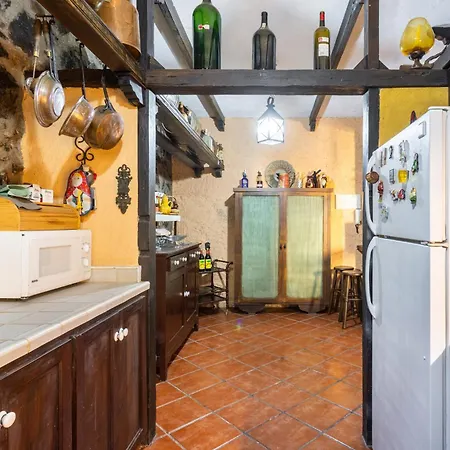 Tatil Evi Home2book Traditional With Terrace & Pool